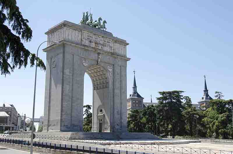204 - Madrid - Arco de la Victoria